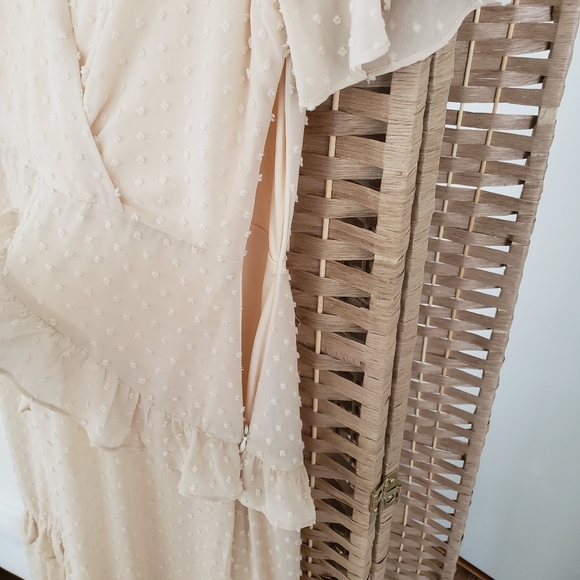 Lulu's Swiss Dot Cream Midi Dress Medium Excellent! - Picture 6 of 7